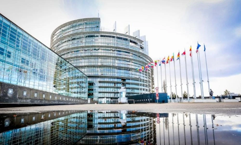 Το Ευρωπαϊκό Κοινοβούλιο αναλαμβάνει δράση για το λογισμικό υποκλοπής Pegasus